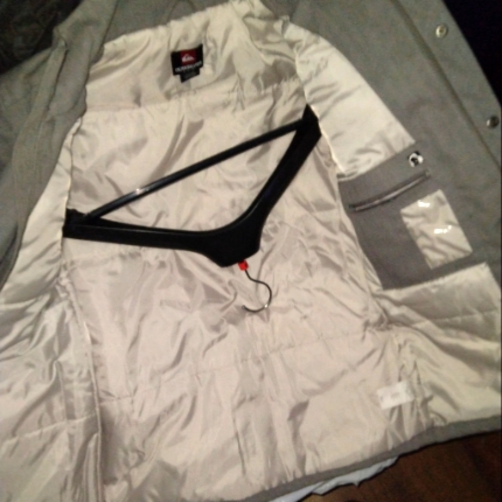 VINTAGE QUICKSILVER SNOW JACKET SIZE SMALL